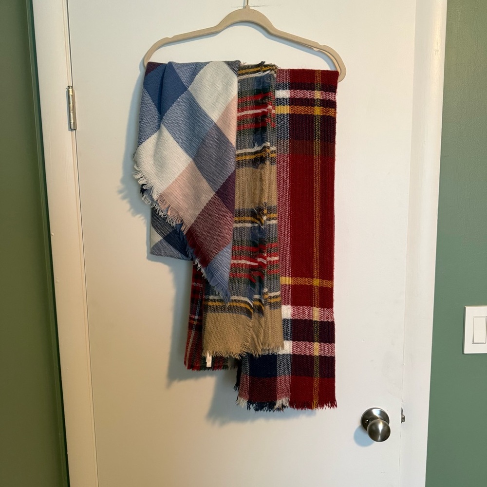 PLAID SCARF BUNDLE